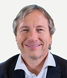 Univ.-Prof. Dr. Edgar Petru